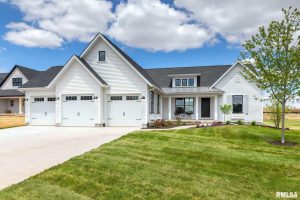 4820 Lakeside Dr, Bettendorf, IA Parade of Home